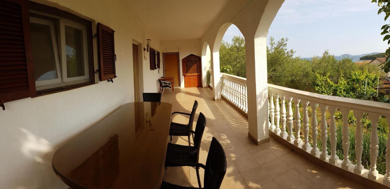 Apartmani Ela Prvic Luka Luaran gambar
