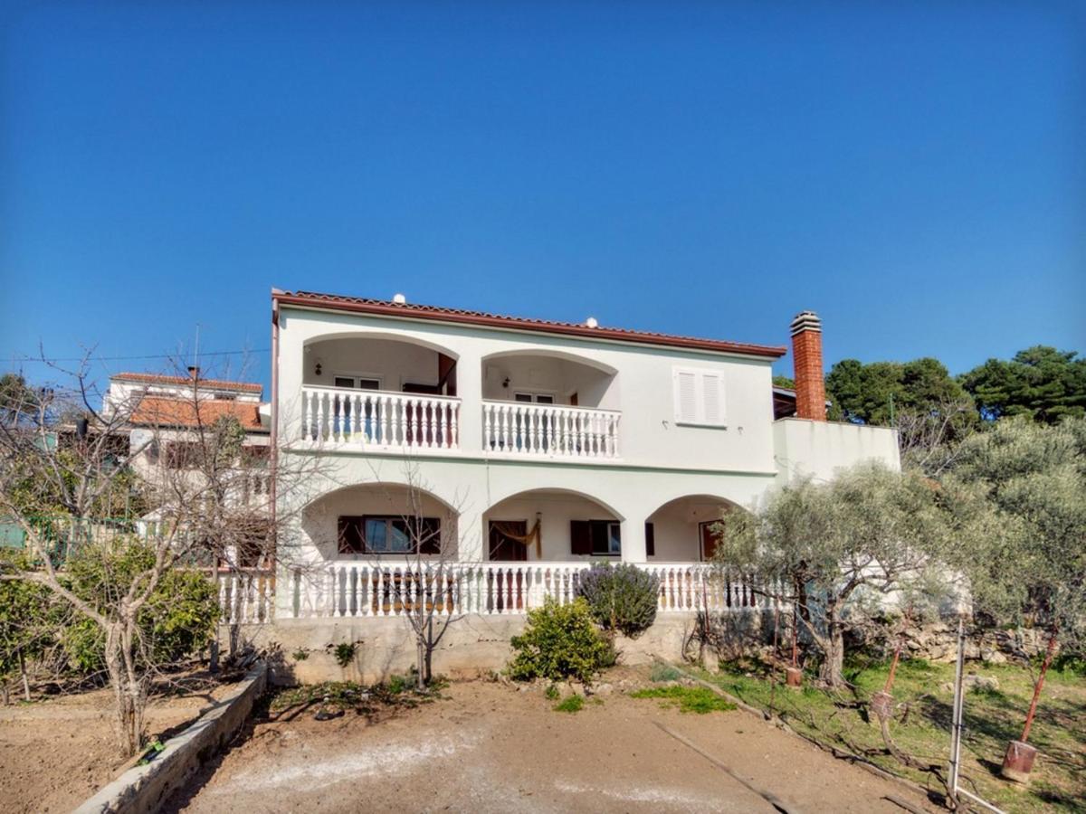 Apartmani Ela Prvic Luka Luaran gambar