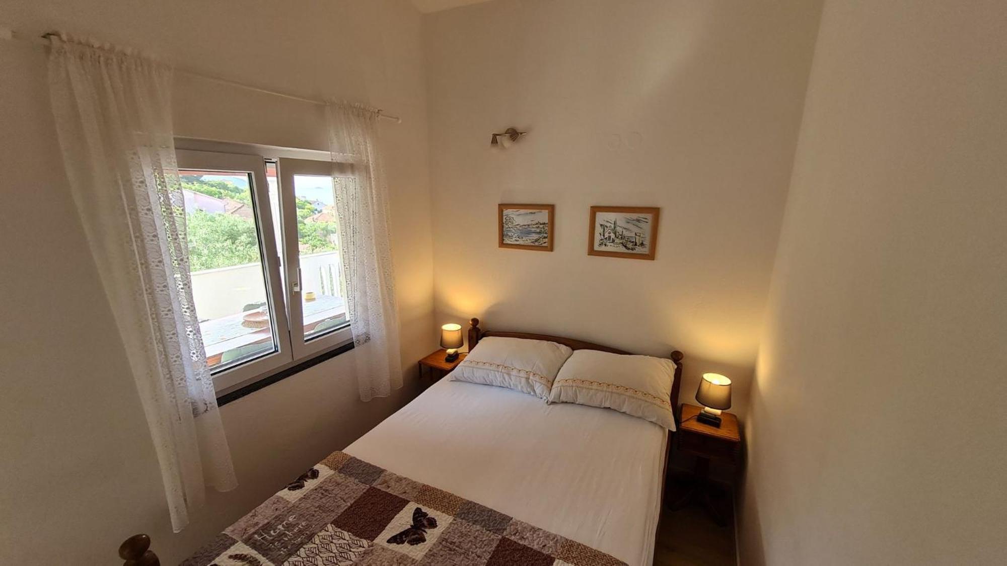 Apartmani Ela Prvic Luka Luaran gambar