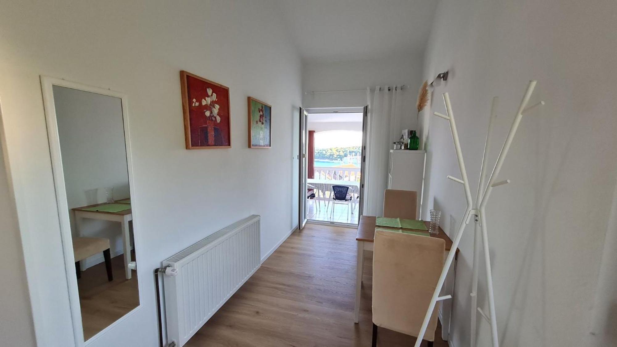 Apartmani Ela Prvic Luka Luaran gambar